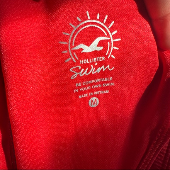 HOLLISTER - Red Ribbed Bikini Set - Picture 8 of 10